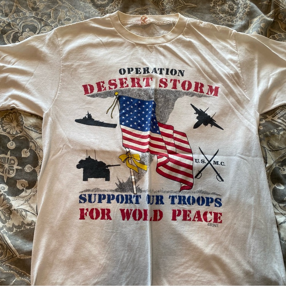 Vintage Desert Storm Graphic T-Shirt USA